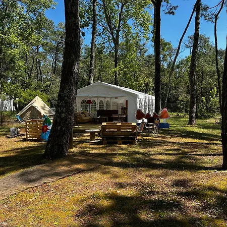 Le Spot Sur לה-טראנש-סור-מר